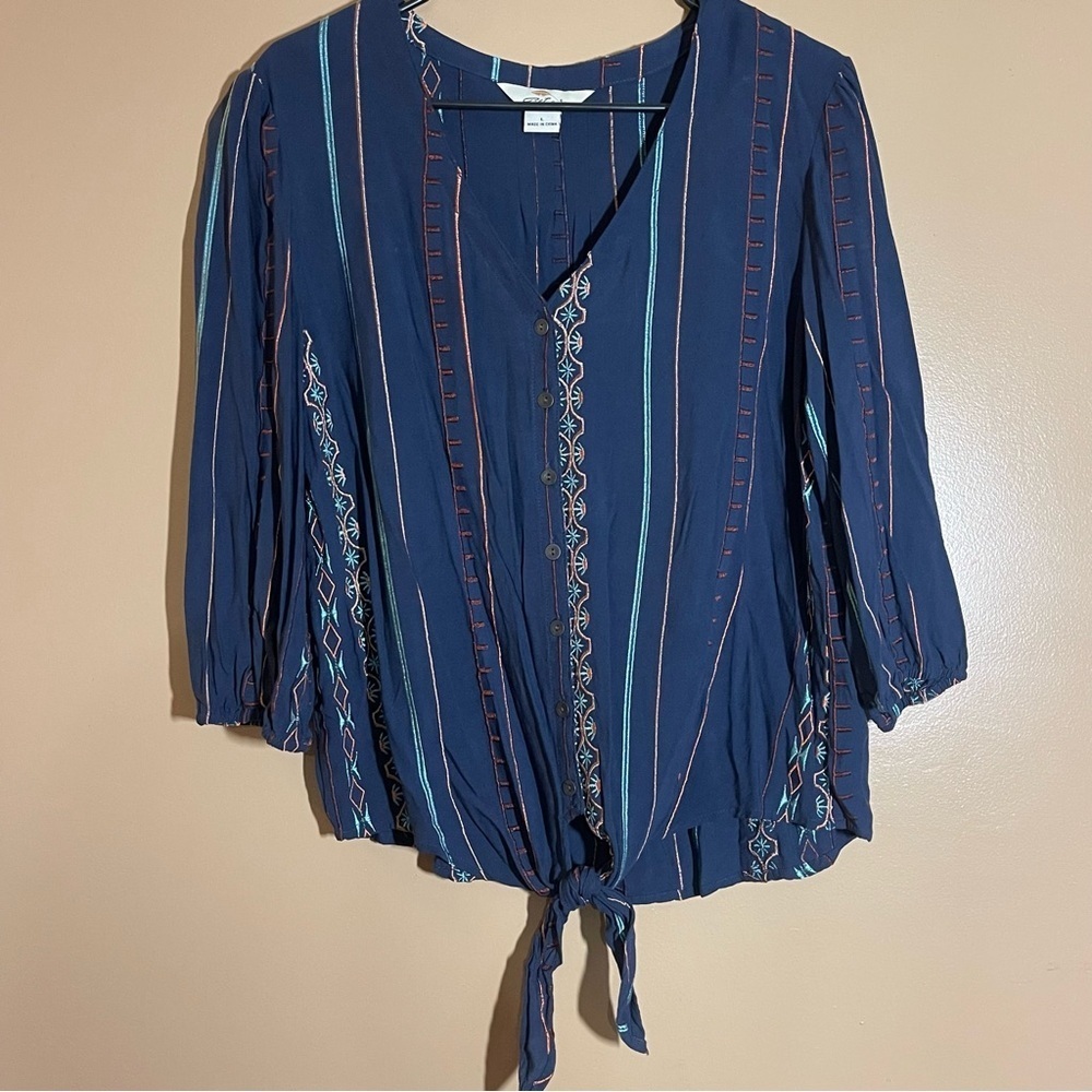 Bob Timerlake Navy Embroidered Tie-Front Top Size L 3/4 Sleeves